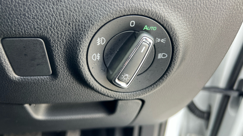 Skoda Superb 2.0 TDI CR SE L 5dr DSG Diesel Hatchback